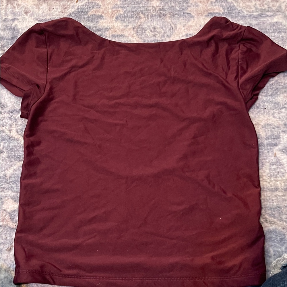 Wild Fable Maroon Short Sleeve Tee
